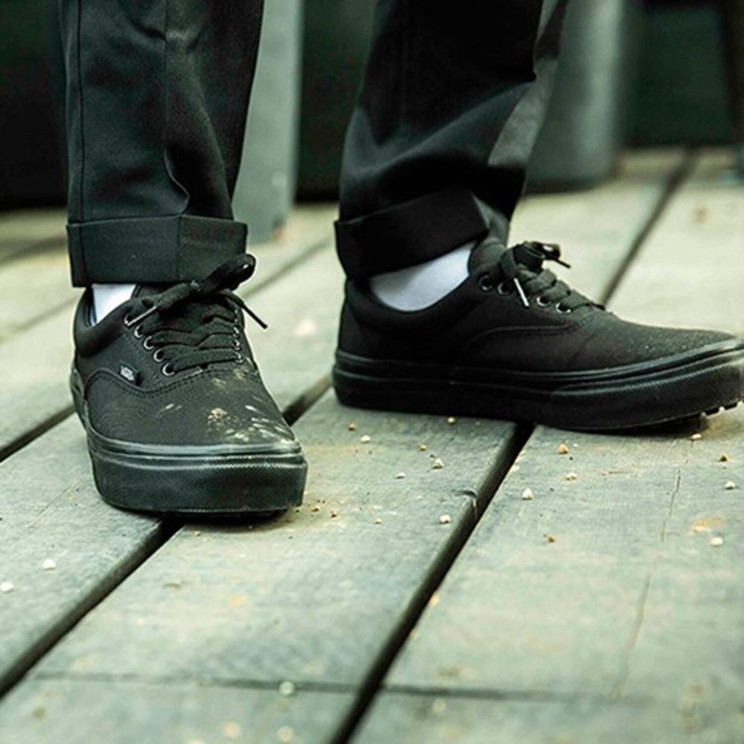 Vans era shop triple black