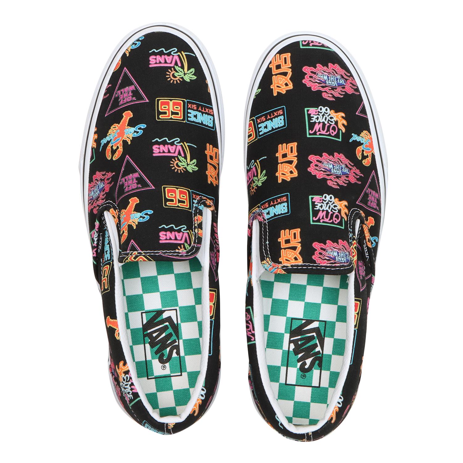 vans geometric slip on