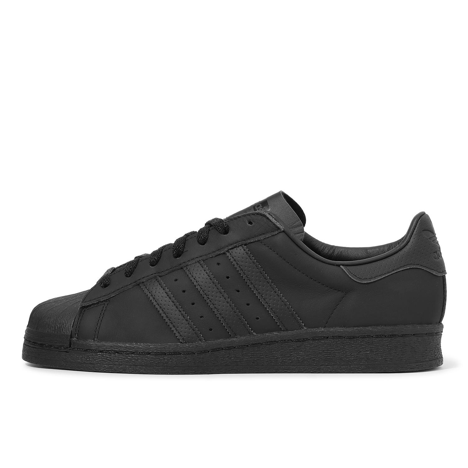 Adidas superstar 2025 full black