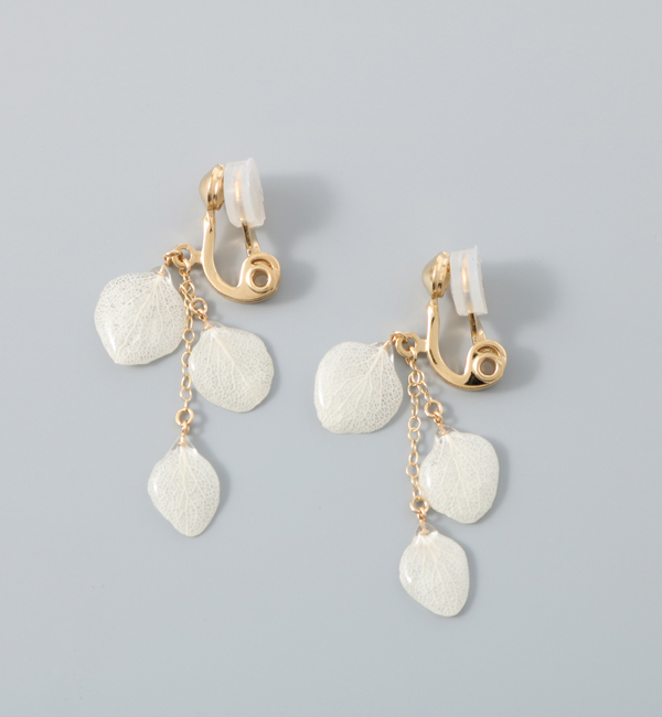 Alpaca To Hana アルパカと花 アジサイノシズクイヤリング Lumine The Quartier La ルミネ ザ カルチェラ の通販 アイルミネ